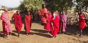 Moran-teaches-Callum-to-pogo